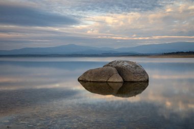 Gabriel ve Galan bataklığının manzarası. Extremadura. İspanya.