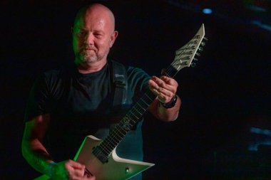 Lawnmower Deth 16 Eylül 2023 'te Slay Glasgow, İskoçya' da konser verdi. Lawnmower Deth It, İngiliz thrash metal grubudur ve bu türü parodileyip dört albüm kaydetmiştir. Başlangıçta 1980 'lerin sonlarında ve 1990' ların başında, 2008 'de reformlar yapıldı.