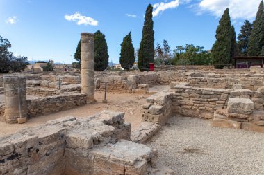 Romanes de Pollentia 'yı mahvediyor. Mayorka ya da Mallorca, Balear Adaları, İspanya, Avrupa, Alcdia Müzesi. Mallorca 'nın üç arkeolojik yeri ziyaret eden antik Roma geçmişi. Tarihi dönüm noktası. 