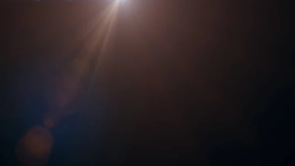 Natürliche Wirkung Von Linsenschlag Auf Schwarzem Hintergrund Lichtstrahlen Oberen Drittel — Stockfoto