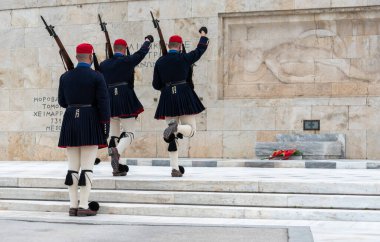 Yunan ve Yunan askerlerinde 