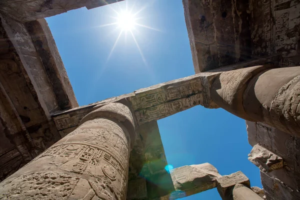 Estátua Antiga Salão Pilar Luxor Egito Sem Pessoas — Fotografia de Stock