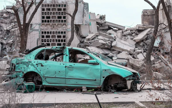Coches Dañados Saqueados Una Ciudad Ucrania Durante Guerra Con Rusia — Foto de Stock