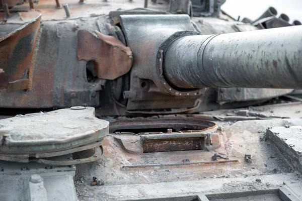 Uszkodzony Czołg Wojskowy Ulicy Miasta Wojny Ukrainie Rosją — Zdjęcie stockowe