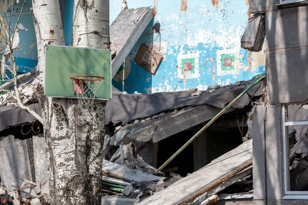 Förstörd Och Bränd Skola Staden Kriget Ukraina — Stockfoto