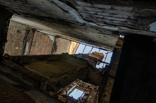 ウクライナでの住宅戦争の中で — ストック写真