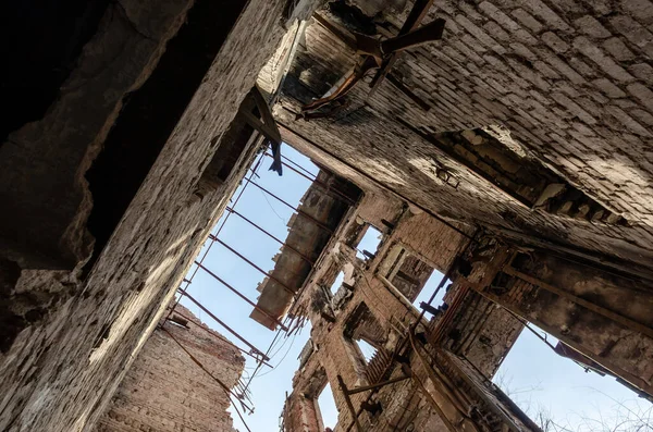 Зруйнованій Домашній Війні Україні — стокове фото
