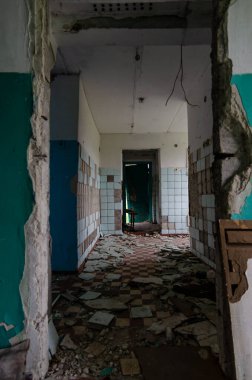 Ukrayna 'da yıkılan bir hastane savaşında.