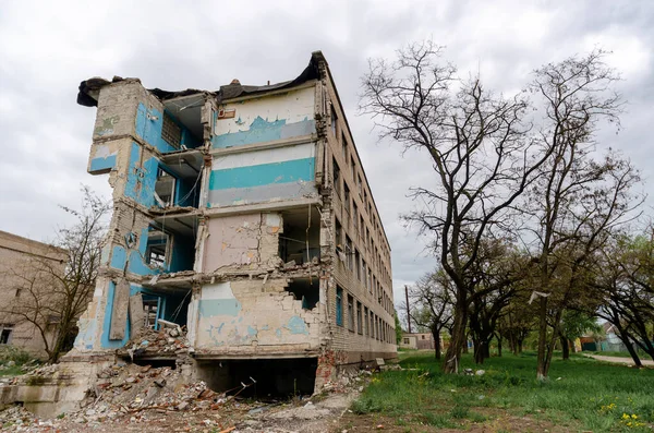 Destruída Escola Construção Guerra Ucrânia — Fotografia de Stock