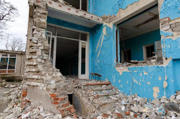 Destruída Escola Construção Guerra Ucrânia — Fotografia de Stock