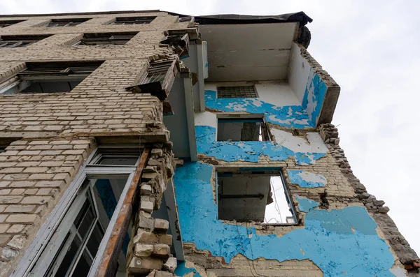 Distrutto Guerra Edificio Scolastico Ucraina — Foto Stock
