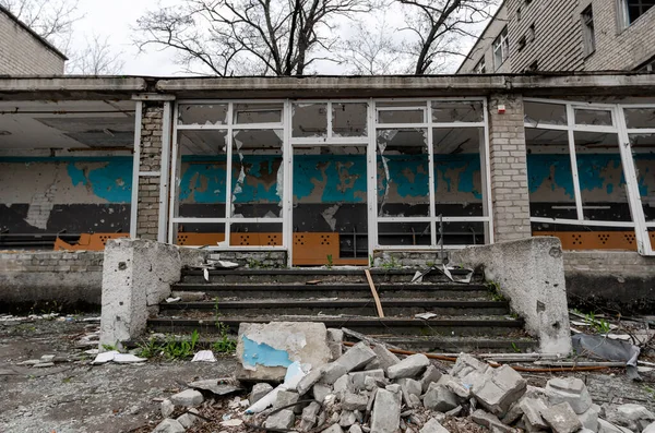 Distrutto Guerra Edificio Scolastico Ucraina — Foto Stock