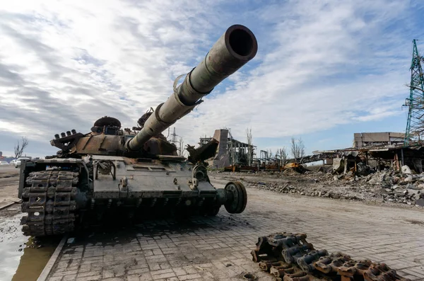 Поврежденный Военный Танк Городской Уличной Войне Украине Россией — стоковое фото