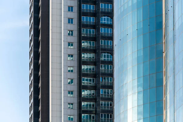 Nombreuses Fenêtres Murs Façade Gratte Ciel Moderne Sans Personnes Modèle — Photo