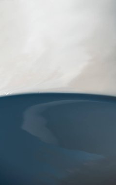 geometrik şekillerin eğri çizgilerinden mavi ve gri soyut arkaplan minimalist tasarım deseni