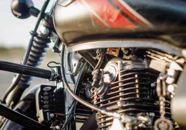 motosiklet motoru ve motosiklet yakıt tankı yakın çekim