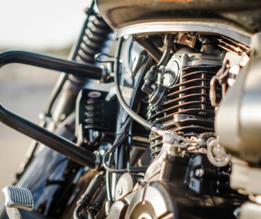 motosiklet motoru ve motosiklet yakıt tankı yakın çekim