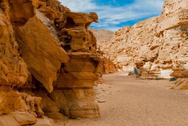 Mısır'daki çölde renkli Kanyon