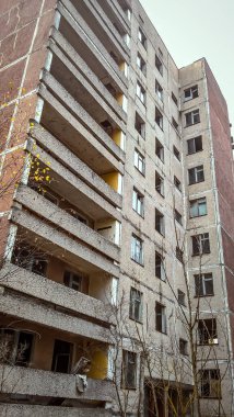 Bir kaza dan sonra Pripyat Ukrayna'da terk edilmiş boş ev