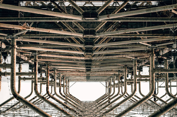 Симметрия промышленного проектирования старый секретный советский радар армии в Чернобыле Украина
