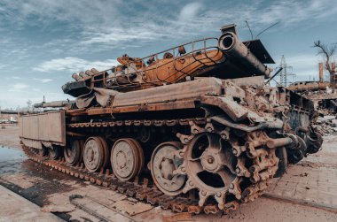 Rusya ile Ukrayna 'daki sokak savaşında hasar gördü.