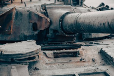 Rusya ile Ukrayna 'daki sokak savaşında hasar gördü.