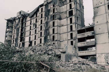 Ukrayna 'daki savaşta kaybedilen evlerde insanlar yoktu.