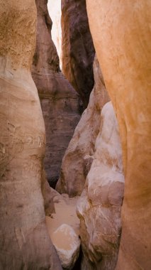 Mısır Dahab South Sinai'deki / daki çölde yüksek rocky Dağları