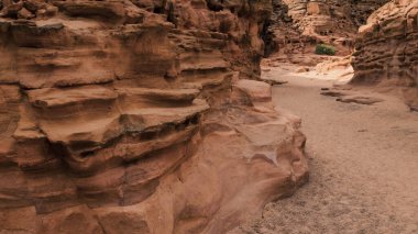 Mısır'daki çölde renkli Kanyon