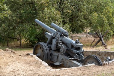 Rusya 'nın Ukrayna ve Kursk bölgesinde askersiz, bomboş ordu tahkimatları.