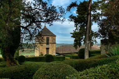 Marquessac Gardens - 17. yüzyılda 22 hektarlık pitoresk bir park tasarlandı. Fransa Aquitaine Bölgesi 17 Ekim 2022