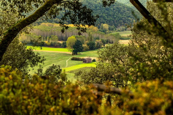 . Kırsal sonbahar manzarası. Fransız Perigord, Dordogne.