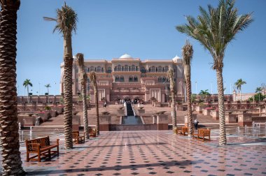 Efsanevi saray oteli Emirates Sarayı. İ.A.E. Abu Dabi Mart 2022