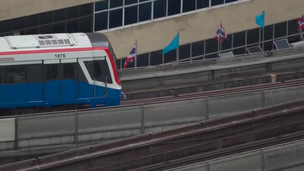 Bangkok Thailand Aug 2021 Bangkok Mass Transit System Bts Close — Stockvideo