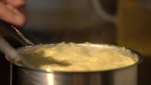 Temperos Curry Verde Thai Food Foram Fritos Com Leite Coco — Vídeo de Stock
