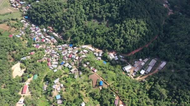 Vue Angle Élevé Village Rural Nord Dans Vallée Ban Thung — Video