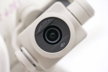 Bangkok, Tayland - 26 Mar 2022, Fantom 4 'ün kamera lensi sansür mikro 3 ve 24 mm. Artık üretilmiyor. DJI teknolojisindeki son gelişmeler için. Bangkok, Tayland.