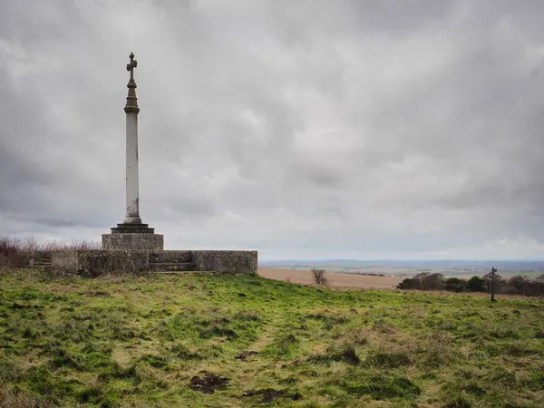 stock image High on The Ridgeway at Betterton Down, overlooking the Oxfordshire Plain, the monument to Colonel Robert Loyd-Lindsay Lord Wantage of Lockinge, Oxfordshire, UK