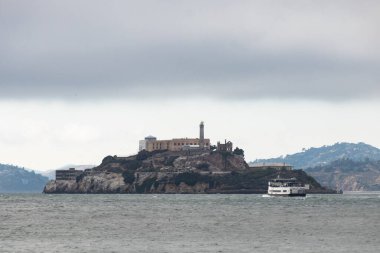 San Francisco 'daki Alcatraz Hapishanesi manzarası