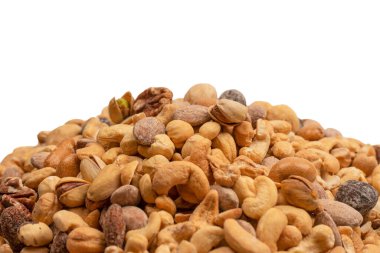 Lezzetli tuzlu fındık karışımı. Bir grup badem, fıstık, ceviz, macadamia, kaju..