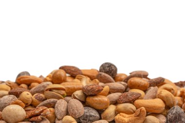 Lezzetli tuzlu fındık karışımı. Bir grup badem, fıstık, ceviz, macadamia, kaju..