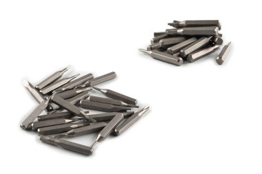 Bir grup Phillips tornavida parçasının beyaz arka plan ipuçlarında izole edilmiş. Üst görünüm. 