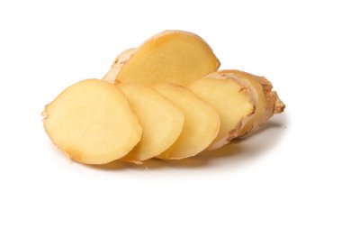 Zencefil Kökü Beyaz Arkaplanda İzole Edildi.