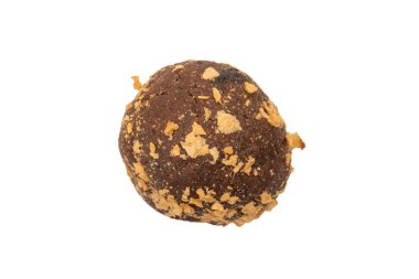 Beyaz arka planda izole edilmiş çikolatalı pasta. Üst görünüm. 