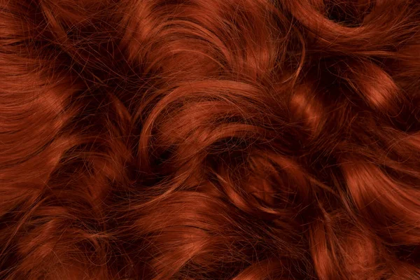 红头发为背景 卷曲红头发 — 图库照片