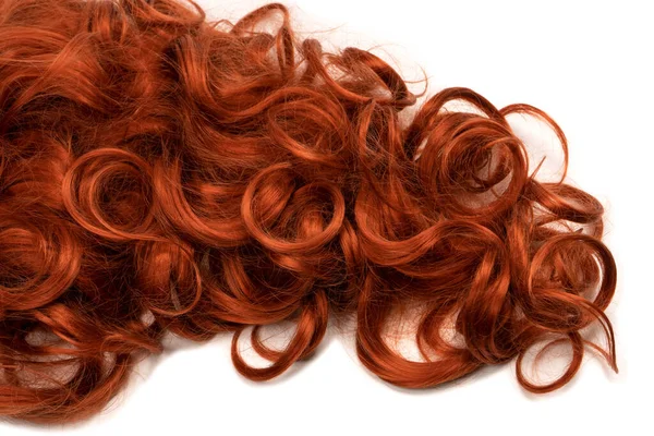 Rudé Vlasy Izolované Bílém Pozadí Kudrnaté Zrzavé Vlasy — Stock fotografie