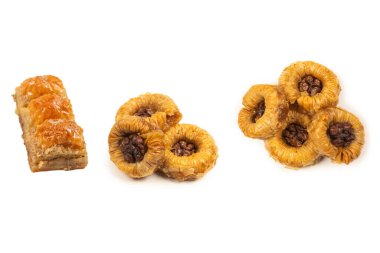 Beyaz arka planda izole edilmiş lezzetli baklava.