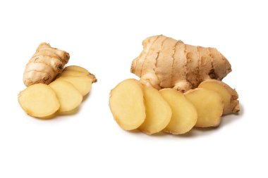 Zencefil Kökü Beyaz Arkaplanda İzole Edildi.