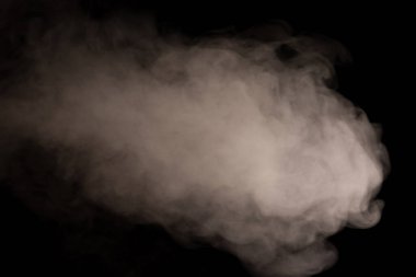 Siyah arka planda beyaz buhar. Boşluğu kopyala.