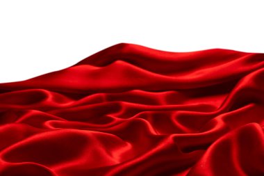 Beyaz arka planda izole edilmiş kırmızı ipek ya da saten kumaş dokusu. Üst görünüm.